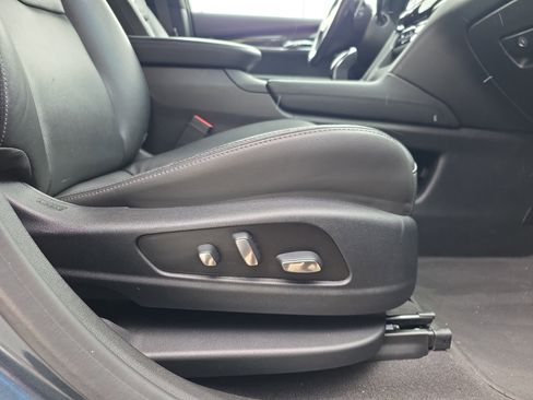 Used 2020 Cadillac XT6 Sport image 37