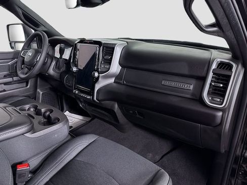 Used 2025 RAM 2500 Big Horn image 27