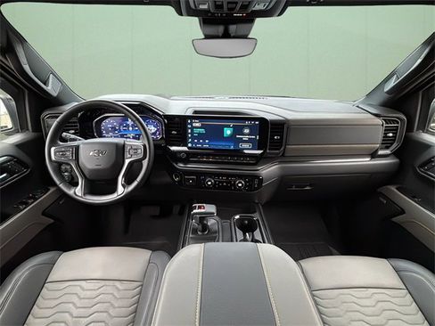 Used 2025 Chevrolet Silverado 1500 ZR2 w/ Technology Package image 24
