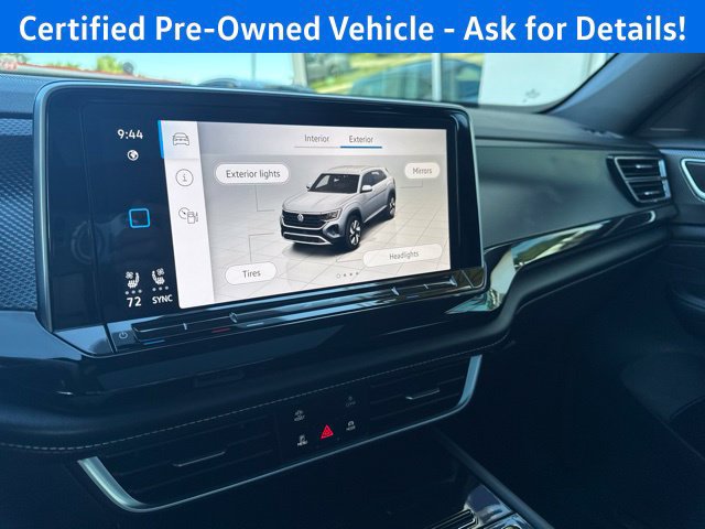 Certified 2025 Volkswagen Atlas Cross Sport SEL R-Line AWD/4WD image 12