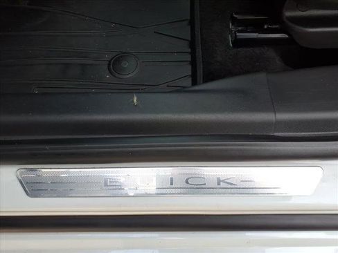 Certified 2022 Buick Encore GX Select w/ Sport Touring Package image 18