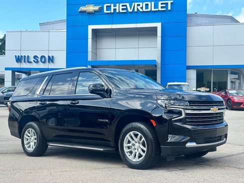 Used 2023 Chevrolet Tahoe LT w/ Luxury Package RWD image 1