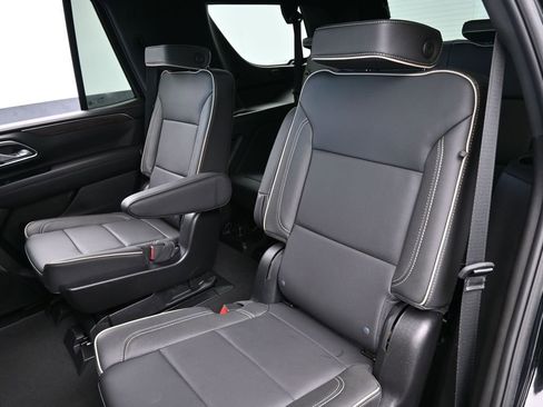 Used 2024 Chevrolet Tahoe Premier image 36