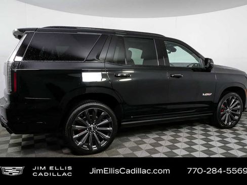 Used 2026 Cadillac Escalade V w/ LPO, Floor Liner Package image 30