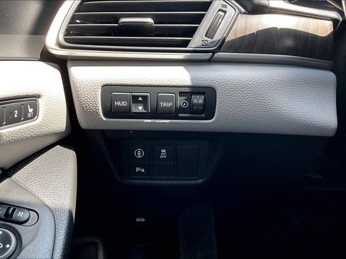 Used 2018 Honda Accord Touring image 37