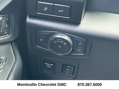 Used 2020 Ford Expedition Max Limited image 16