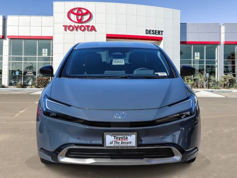 New 2026 Toyota Prius Plug-In Hybrid image 2