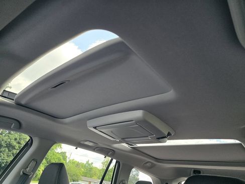 Used 2021 Honda Pilot Elite image 23