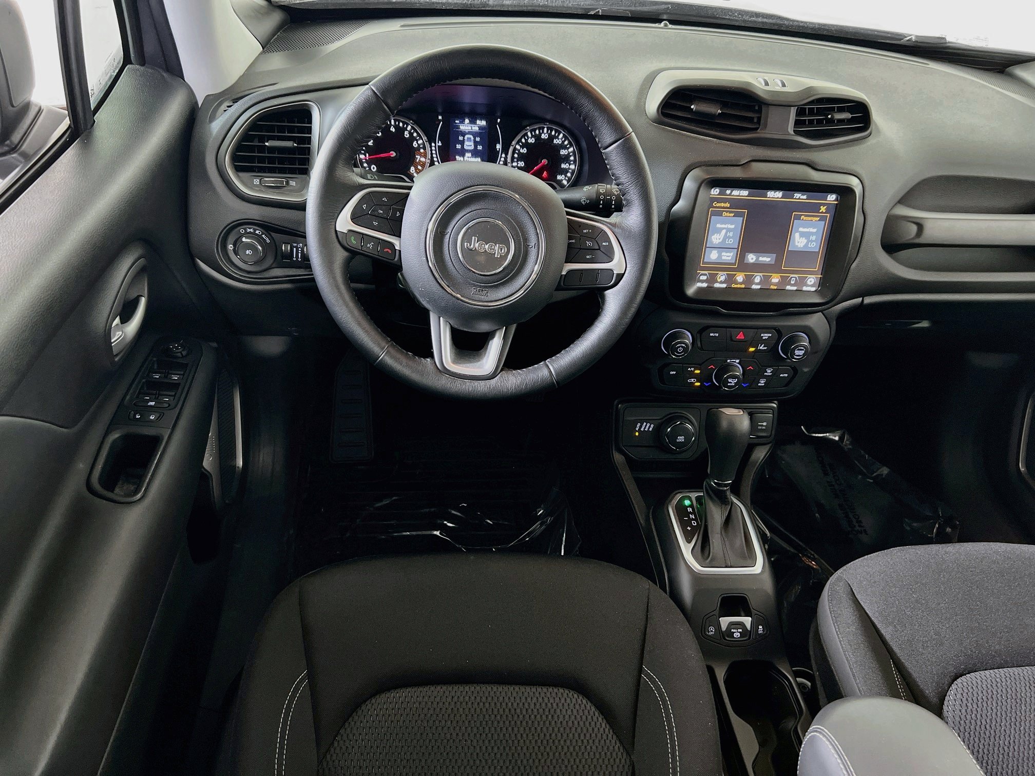 Used 2023 Jeep Renegade Latitude w/ Premium Group AWD/4WD image 22