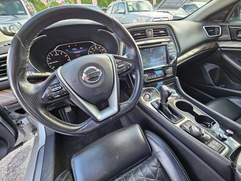 Used 2016 Nissan Maxima Platinum FWD image 11