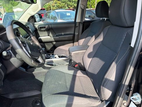 Certified 2023 Toyota Tacoma 4x4 Double Cab w/ Trail Edition image 19