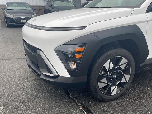 Certified 2024 Hyundai Kona SEL w/ Convenience Package AWD/4WD image 13