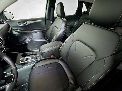 New 2025 Ford Escape PHEV FWD w/ PHEV Premium Package image 11
