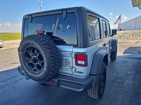 Used 2023 Jeep Wrangler Unlimited image 8