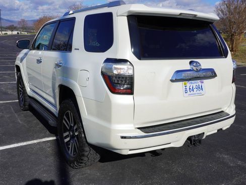 Used 2019 Toyota 4Runner Limited image 7