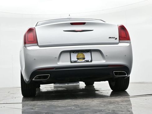 Used 2023 Chrysler 300 S image 23