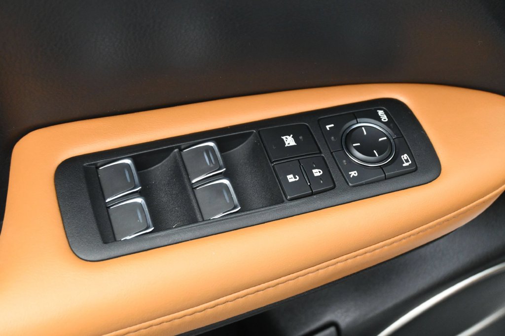Used 2022 Lexus RX 350 FWD w/ Premium Package image 4