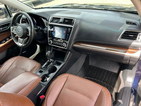 Used 2018 Subaru Outback 3.6R Touring AWD/4WD image 20