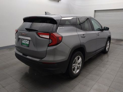 Used 2023 GMC Terrain SLE FWD image 9