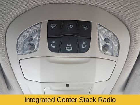 Used 2023 Chrysler Pacifica Touring-L w/ Uconnect Theater Family Group AWD/4WD image 21