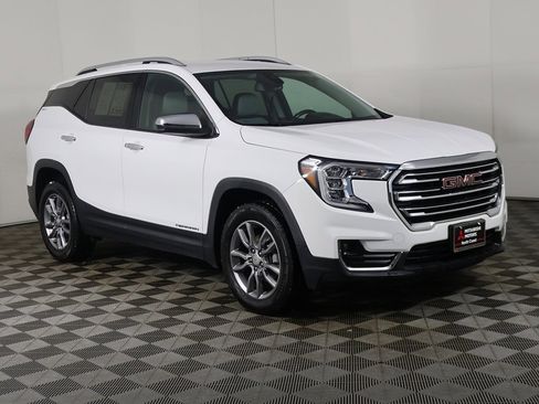 Used 2022 GMC Terrain SLT image 49