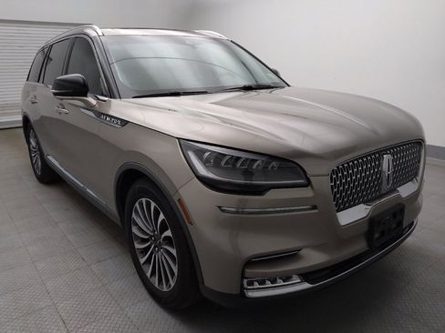 Used 2021 Lincoln Aviator Reserve RWD image 13