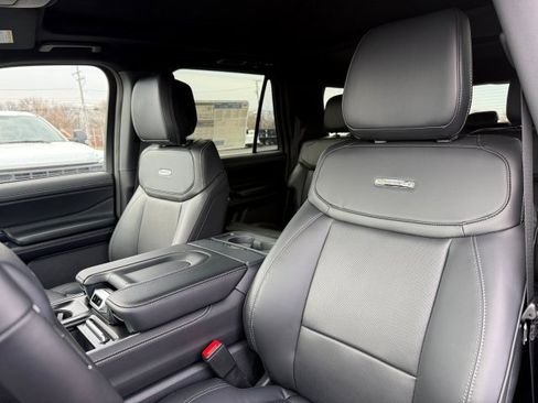 New 2026 Ford Expedition Max Platinum w/ Stealth Appearance Package AWD/4WD image 14