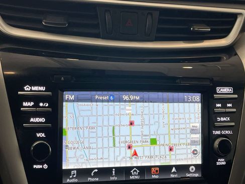 Used 2018 Nissan Murano SL image 18