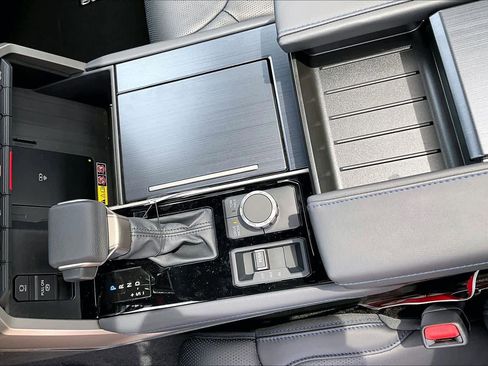 New 2026 Toyota Tundra Platinum AWD/4WD image 7