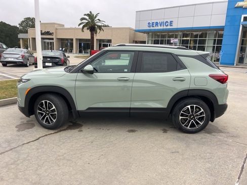 New 2026 Chevrolet TrailBlazer LT w/ Convenience Package image 3