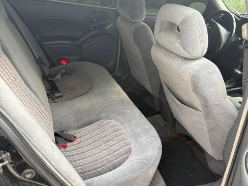 Used 2004 Pontiac Grand Am GT FWD image 8