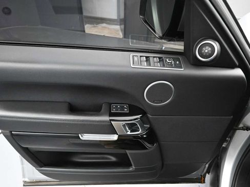 Used 2016 Land Rover Range Rover HSE AWD/4WD image 12