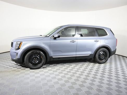 Used 2022 Kia Telluride SX AWD/4WD image 2