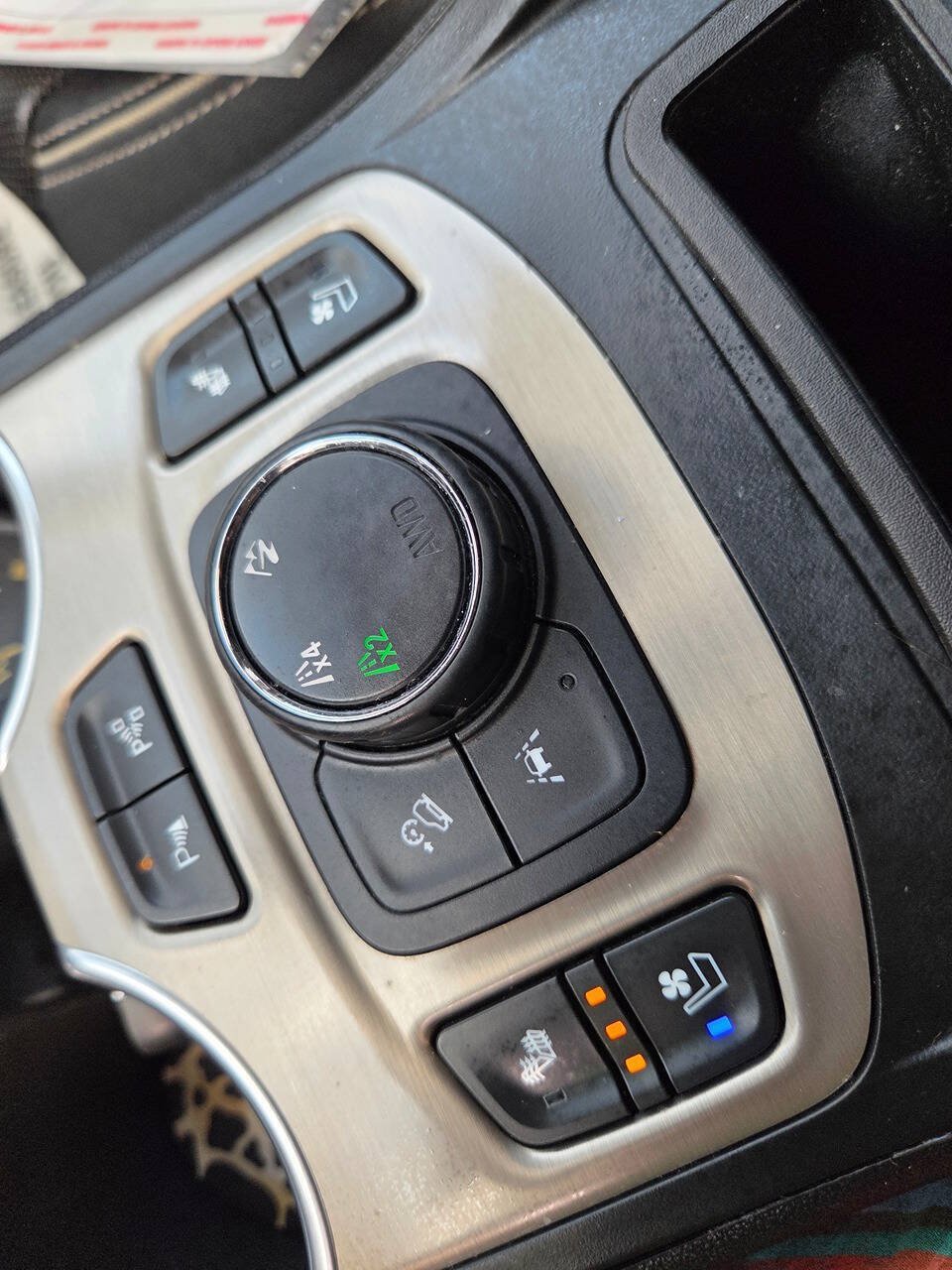 Used 2018 GMC Terrain Denali w/ Advanced Safety Package AWD/4WD image 11