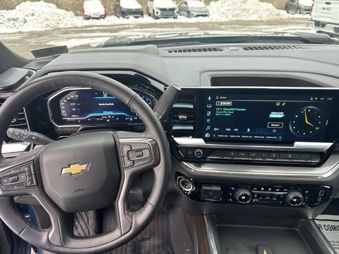 Used 2025 Chevrolet Silverado 3500 High Country w/ Technology Package image 14