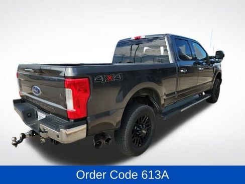 Used 2019 Ford F350 XLT w/ XLT Premium Package image 4