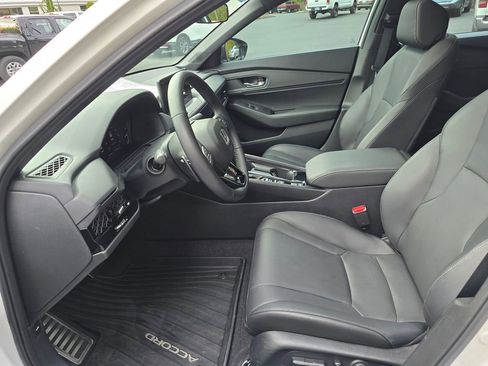 Certified 2025 Honda Accord Sport image 11