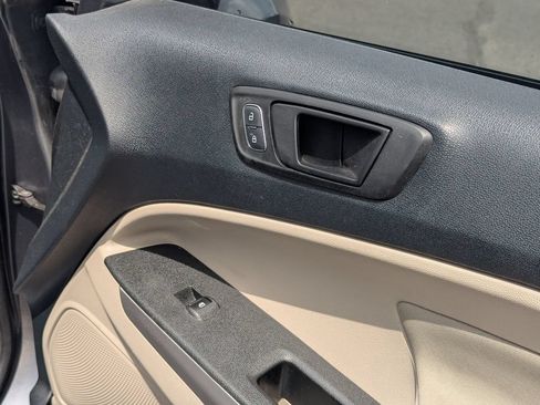 Used 2018 Ford EcoSport S FWD image 33
