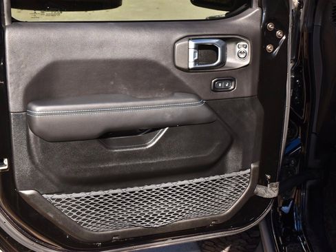 Used 2023 Jeep Wrangler Unlimited Rubicon 4xe w/ Steel Bumper Group image 36