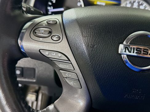 Used 2022 Nissan Murano Platinum w/ Cargo Package image 14