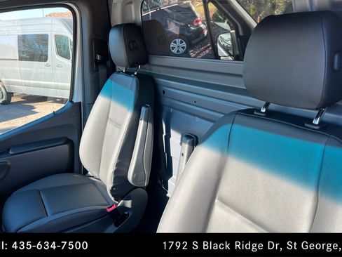 Used 2026 Mercedes-Benz Sprinter 2500 image 12