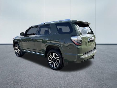 Used 2022 Toyota 4Runner Limited AWD/4WD image 7