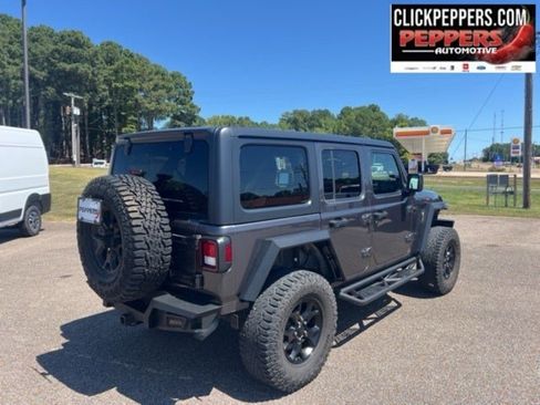 Used 2021 Jeep Wrangler Willys image 7