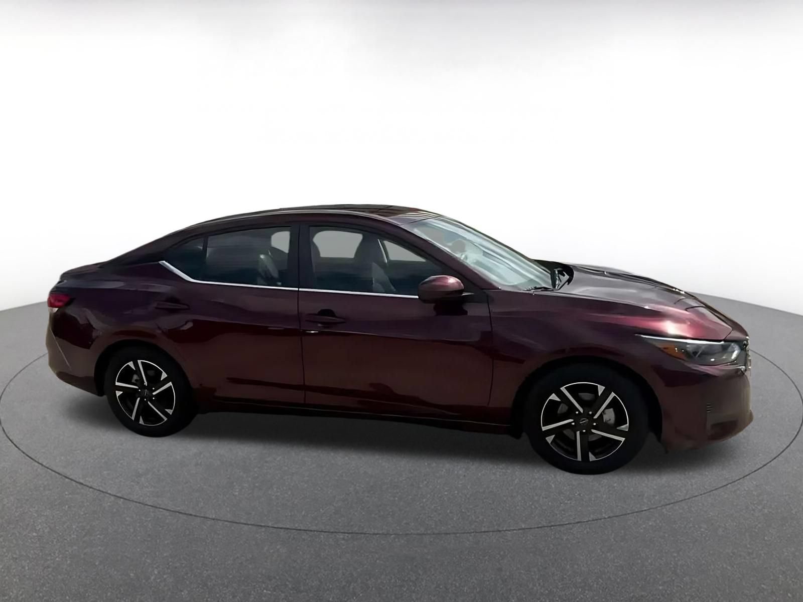 Used 2025 Nissan Sentra SV FWD image 15