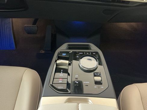 Certified 2025 BMW iX xDrive50 AWD/4WD image 12