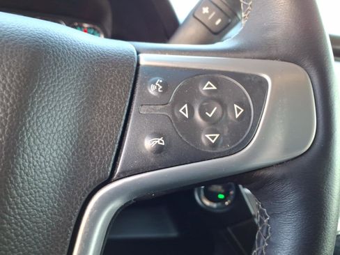 Used 2017 GMC Yukon SLT AWD/4WD image 18