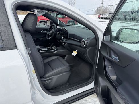 New 2026 Chevrolet Equinox LT w/ Convenience Package II image 18