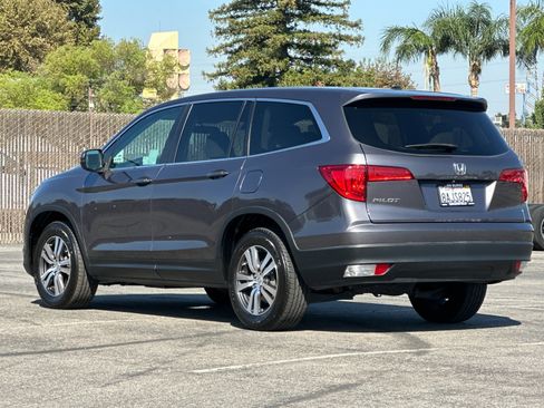 Used 2017 Honda Pilot EX image 6