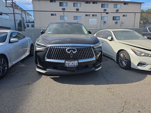Certified 2026 INFINITI QX60 Pure w/ Cargo Package FWD image 2