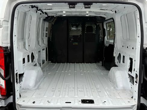 Used 2022 Ford Transit 250 Low Roof w/ Exterior Upgrade Package RWD image 24